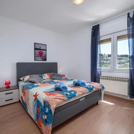 Apartman Cozy In With Wifi Rabac