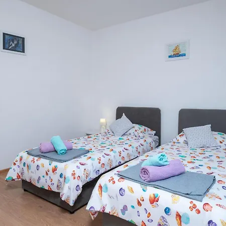 Cozy In With Wifi Apartman Rabac