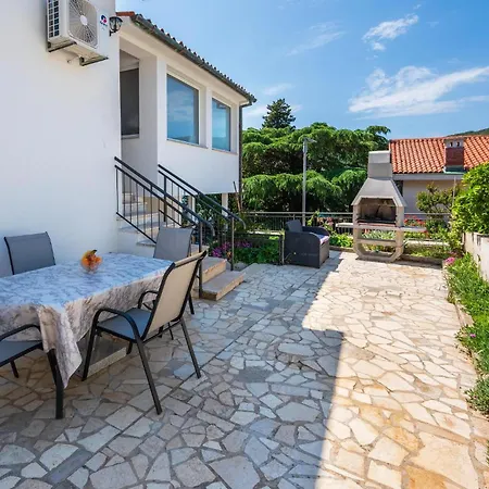 Lovely In 아파트 *