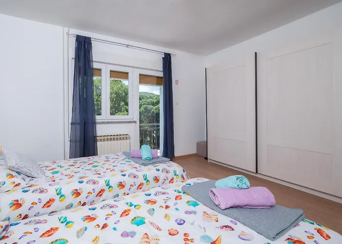 Lovely In 아파트 *