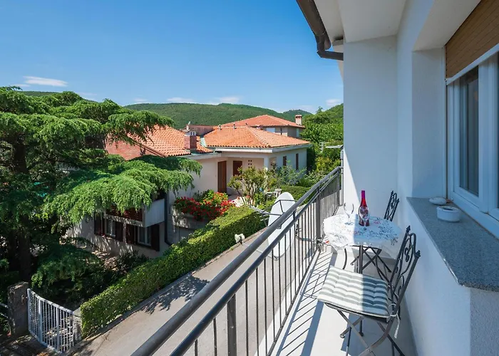 아파트 Lovely In *